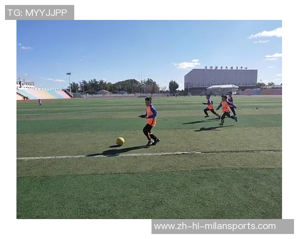 激情燃烧的绿茵场足球杯战歌谱写梦想与荣耀的篇章 激情燃烧的绿茵场足球杯战歌谱写梦想与荣耀的篇章